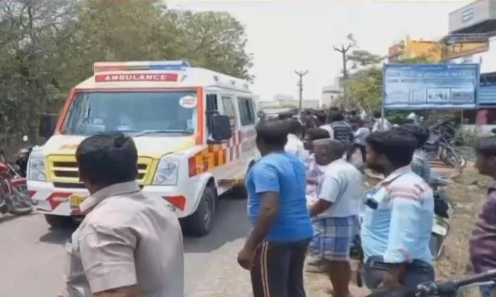Ινδία: Έκρηξη σε εργοστάσιο κατασκευής πυροτεχνημάτων-8 νεκροί και 16 τραυματίες